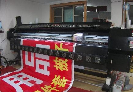 平昌喷绘广告分辨率是多少？