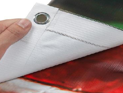 平昌喷绘和刀刮布的工艺区别。