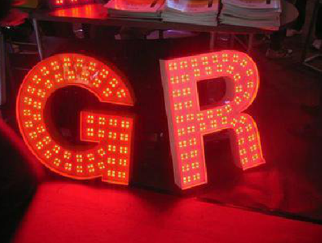 平昌LED发光字有哪些优势？